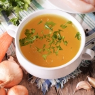 Simple and Easy Homemade Chicken Broth