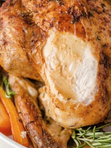 GARLIC HERB ROASTED CHICKEN - juicy moist chicken roasted in the oven #roastchicken #chicken #dinner #easy #healthy #meals #happilyunprocessed