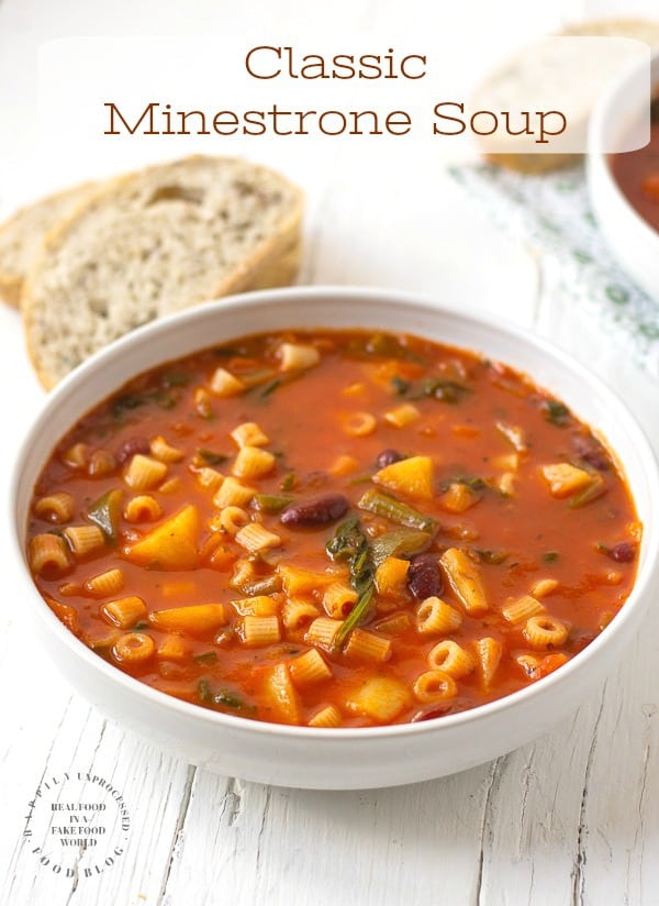 MINESTRONE SOUP - so full of vegetables and minerals. A bowl of this soup not only keeps you warm but healthy too #minestrone #soup #vegetable #glutenfree #whole30 #happilyunprocessed