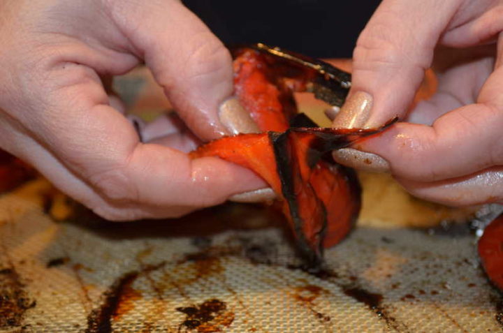 PEELING ROASTED RED CHARRED PEPPERS