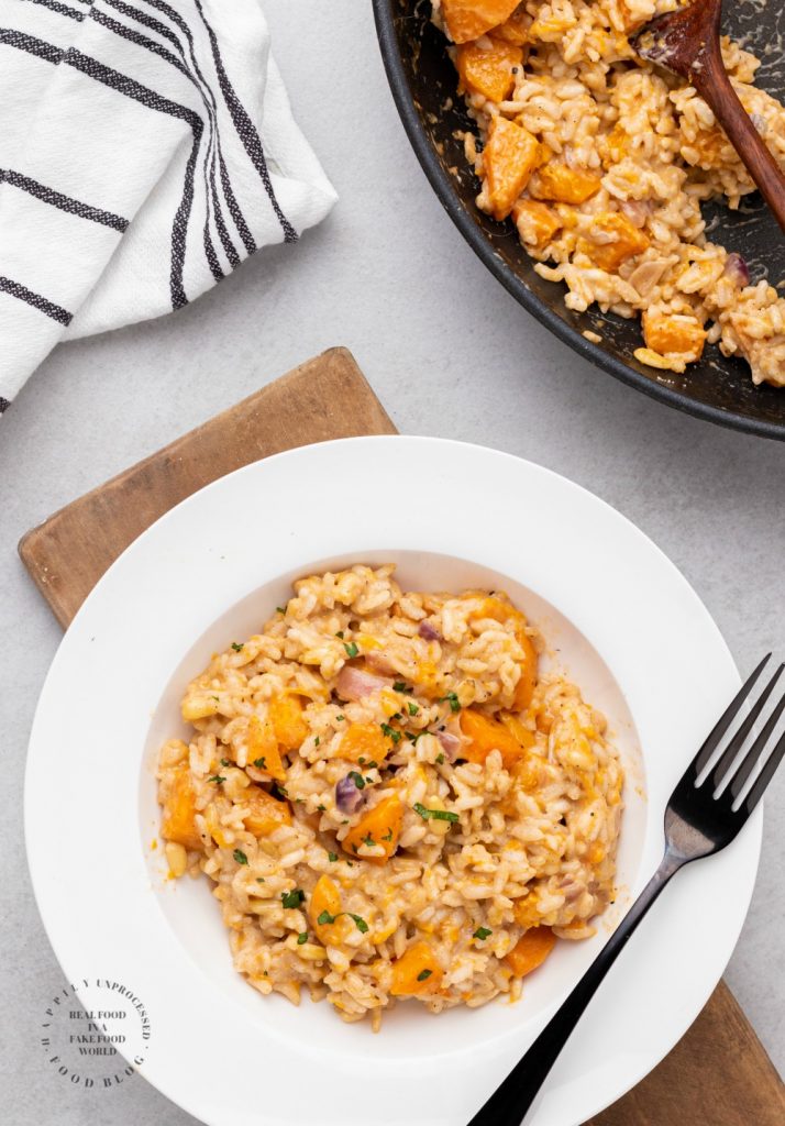 BUTTERNUT SQUASH RISOTTO - Creamy risotto with sweet butternut squash #risotto #squash #butternut #cleaneating #happilyunprocessed