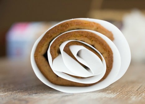 pumpkin roll4 - Simple Classic Pumpkin Roll with Cream Cheese Filling