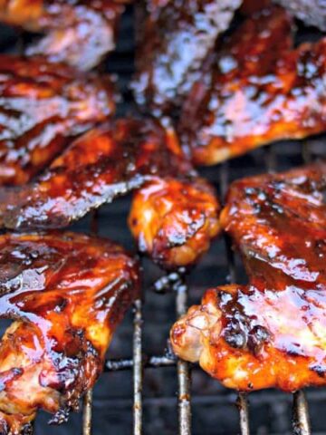 grilled chicken wings with honey chipotle bbq sauce