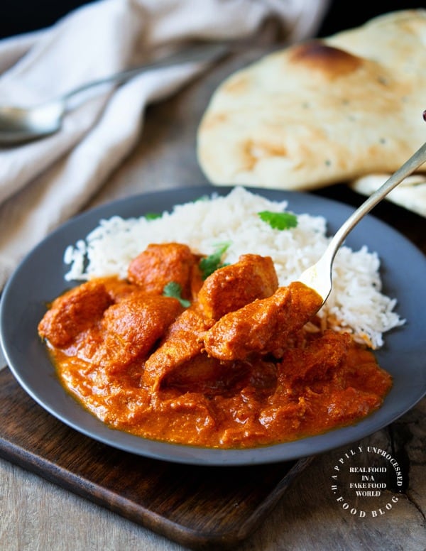 Authentic Tikka Masala rich in flavor wtih naan bread #indian #tikkamasala #healthy #cleaneating #happilyunprocessed