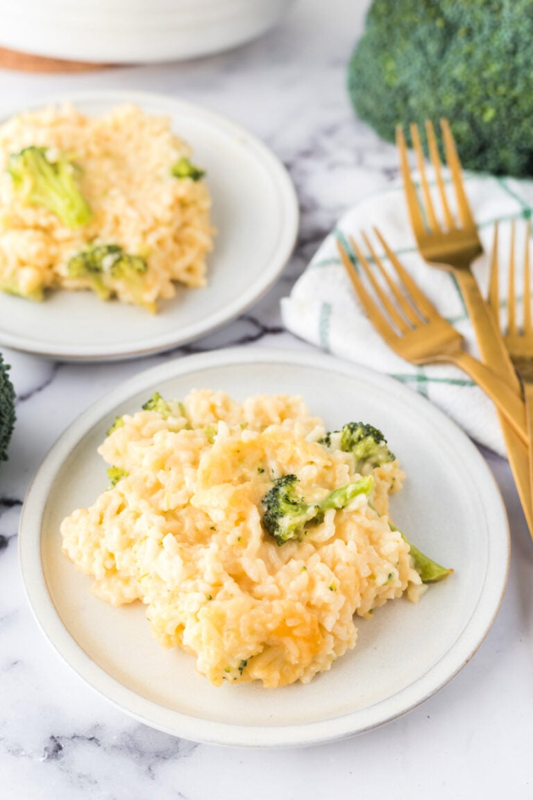 Cheesy Broccoli and Cheddar Rice Casserole