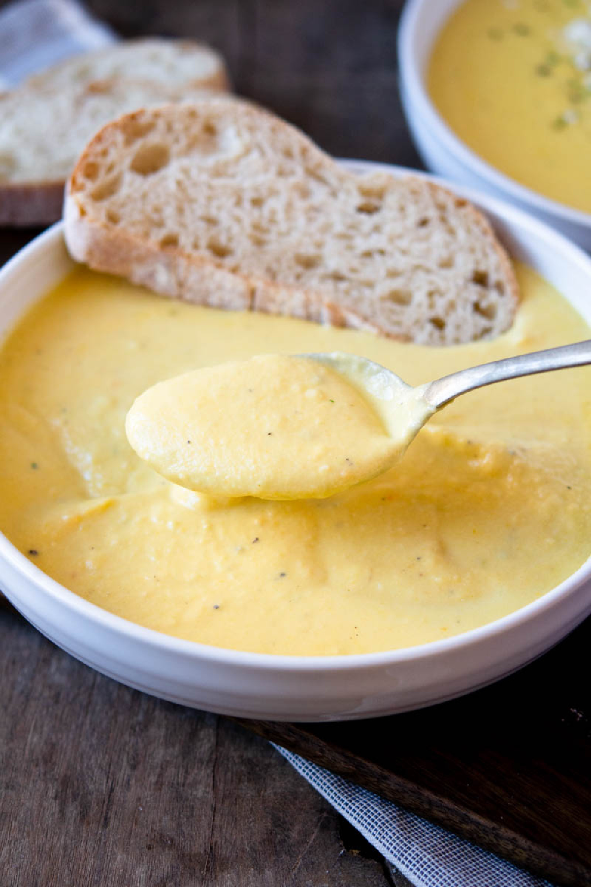 Cauliflower and Cheddar cheese soup